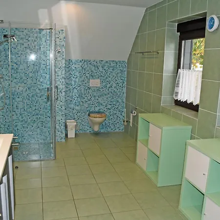 Schoenes Mit Kamin Und Sauna Im Ostseebad * Sellin (Rugen)