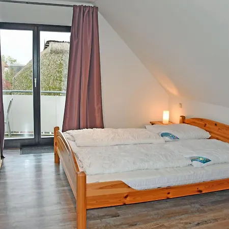 Schoenes Mit Kamin Und Sauna Im Ostseebad Apartmán Sellin (Rugen)