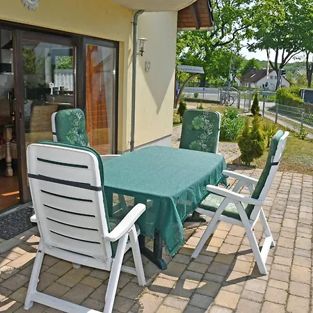 Schoenes Mit Kamin Und Sauna Im Ostseebad Apartmán