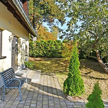 Schoenes Mit Kamin Und Sauna Im Ostseebad *